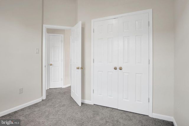 260 COUNTRY RIDGE DR, Red Lion, PA 17356