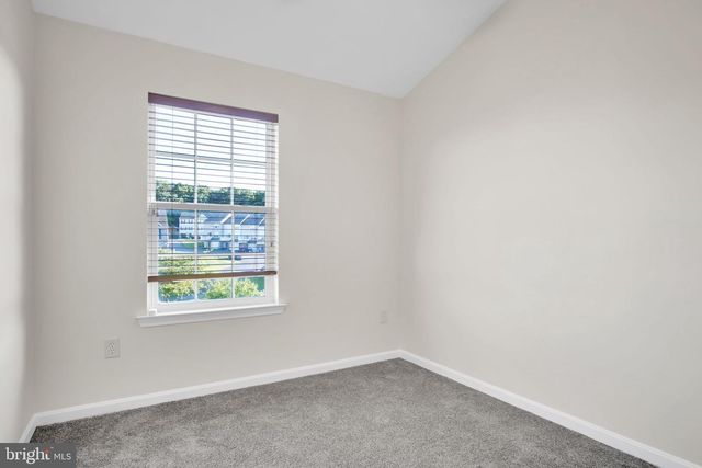 260 COUNTRY RIDGE DR, Red Lion, PA 17356