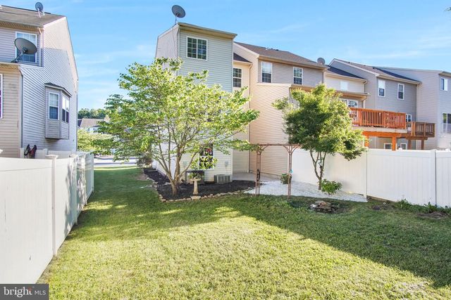 260 COUNTRY RIDGE DR, Red Lion, PA 17356