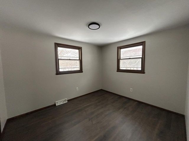 1108 Clayton PLACE, Green Bay, WI 54302