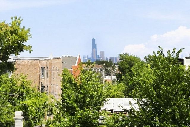 4834 S Prairie Avenue 3, Chicago, IL 60615