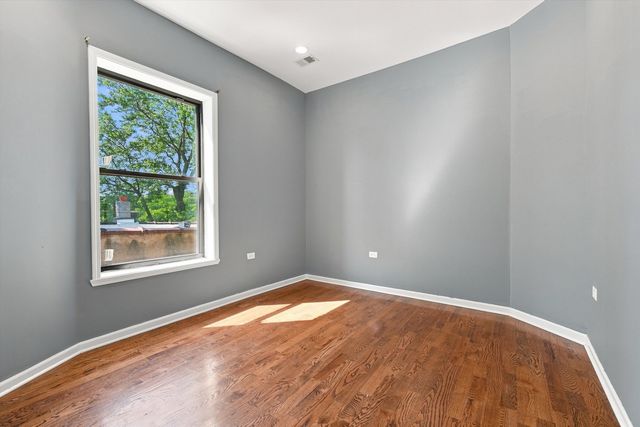 4834 S Prairie Avenue 3, Chicago, IL 60615