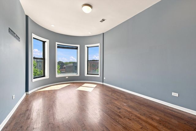 4834 S Prairie Avenue 3, Chicago, IL 60615