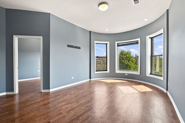 4834 S Prairie Avenue 3, Chicago, IL 60615