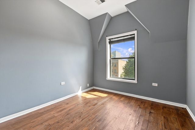 4834 S Prairie Avenue 3, Chicago, IL 60615