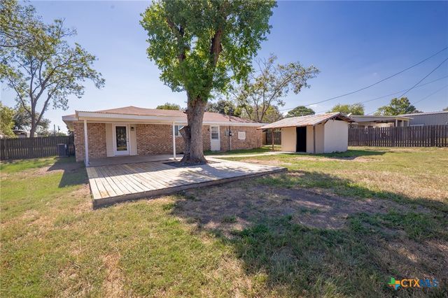208 Eleanor Street, Victoria, TX 77904