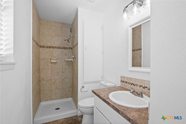 208 Eleanor Street, Victoria, TX 77904