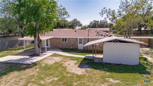 208 Eleanor Street, Victoria, TX 77904
