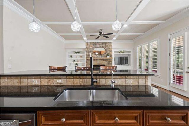 1800 Leighton Lane NE, Marietta, GA 30062