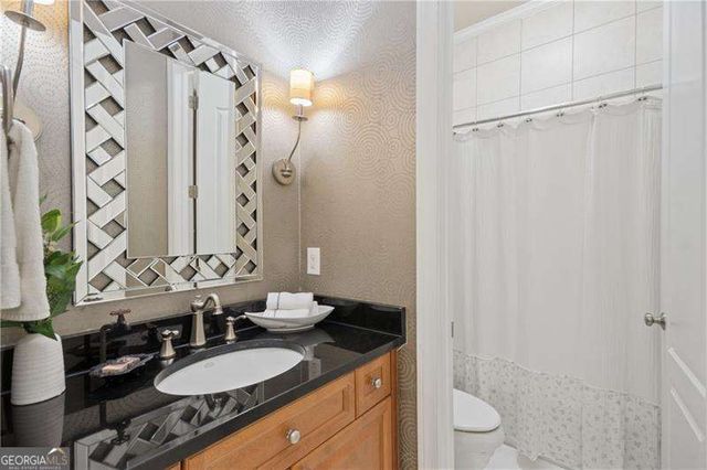 1800 Leighton Lane NE, Marietta, GA 30062