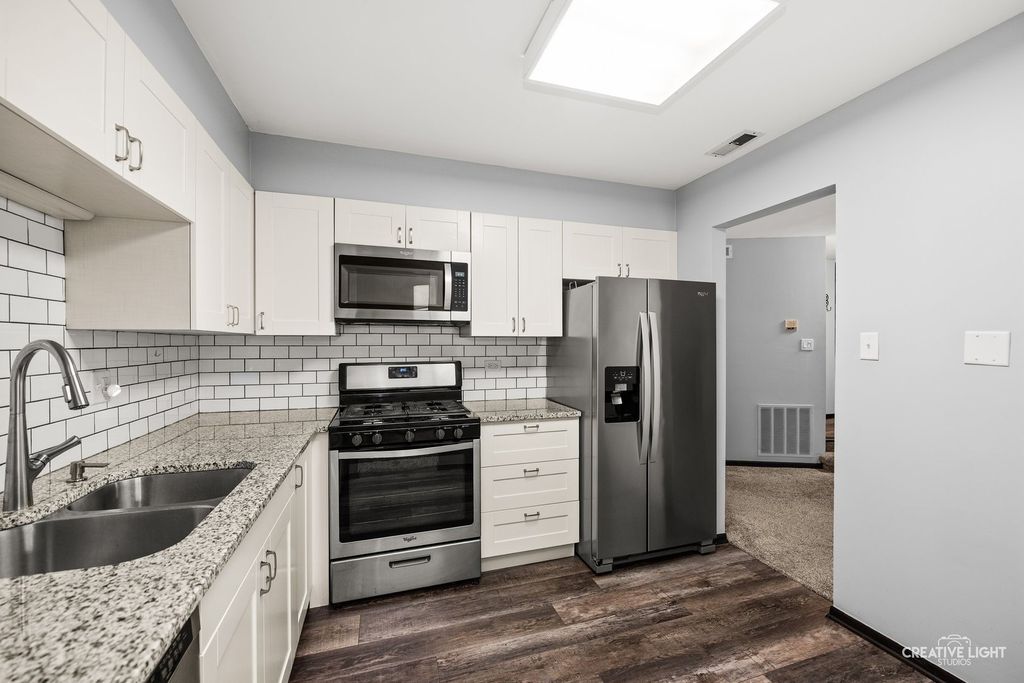 835 Farnham Lane D, Wheaton, IL 60189 — photo 5