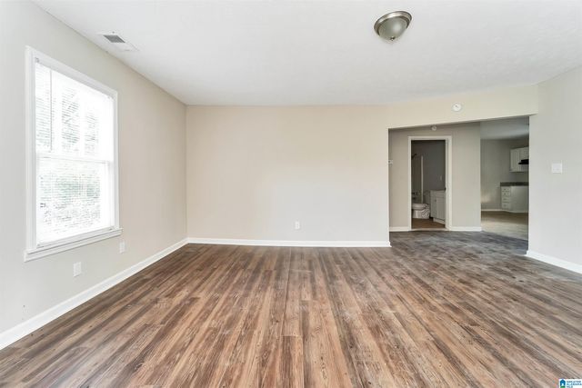 1216 N NORTH HELEN AVENUE, Sylacauga, AL 35150