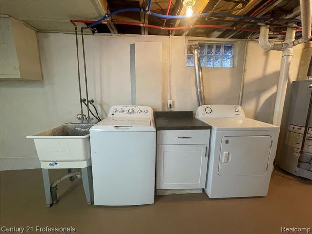 4815 Mildred Street, Wayne, MI 48184