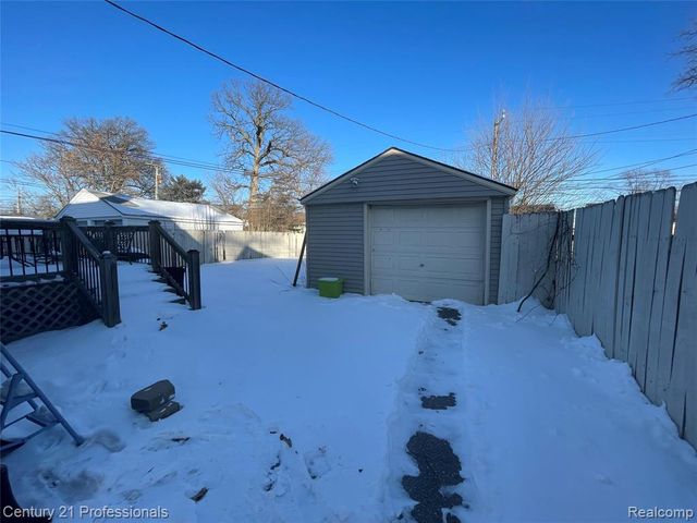 4815 Mildred Street, Wayne, MI 48184