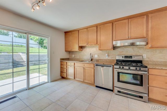 11114 Torigney Drive, St Louis, MO 63126