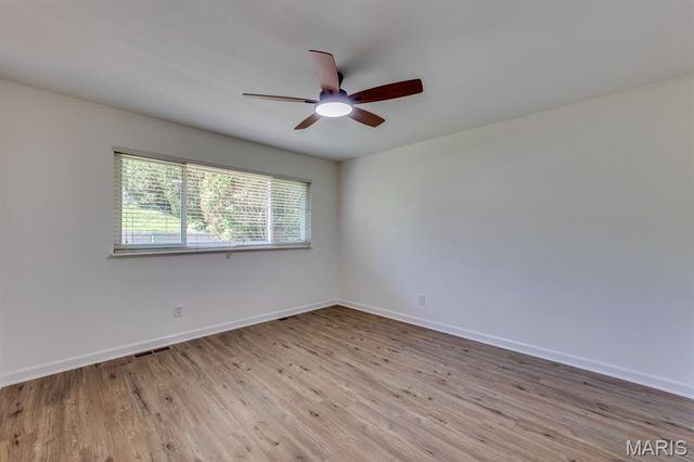 11114 Torigney Drive, St Louis, MO 63126