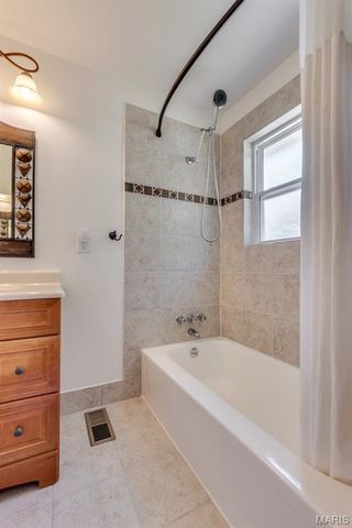11114 Torigney Drive, St Louis, MO 63126