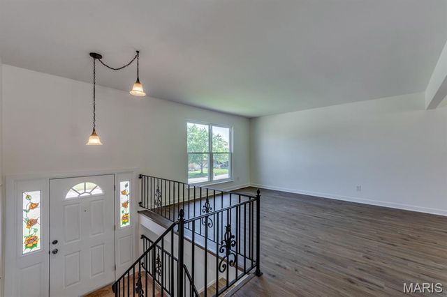 11114 Torigney Drive, St Louis, MO 63126
