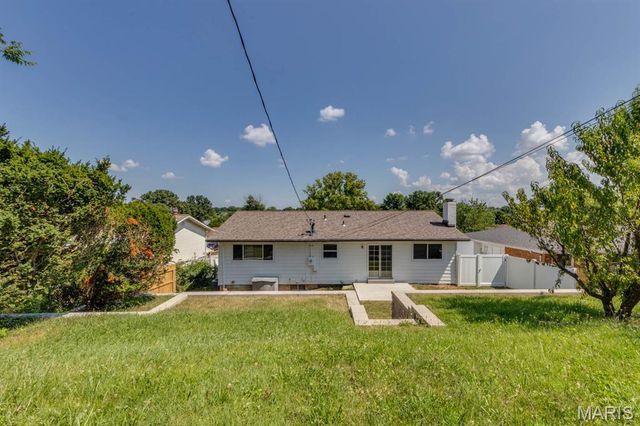 11114 Torigney Drive, St Louis, MO 63126