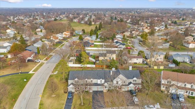 49 Carey Lane, Streamwood, IL 60107