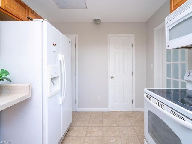 8431 Old Ocean View RD, Norfolk, VA 23518