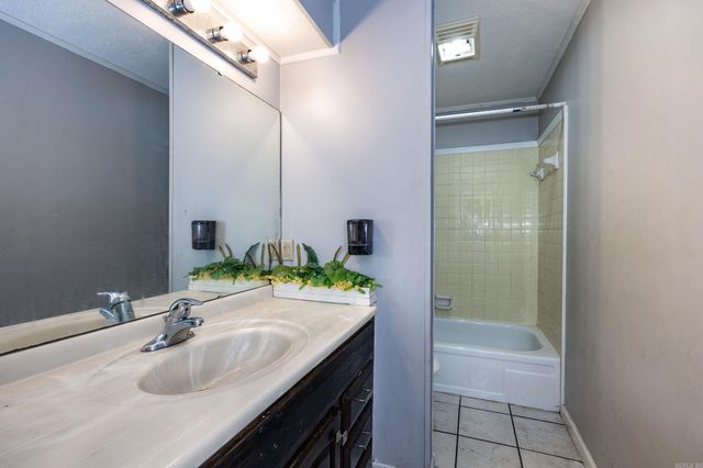 6604 Greenbank Road, North Little Rock, AR 72118