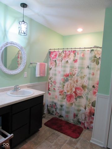 627 Derek Lane, Trafalgar, IN 46181