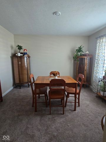 627 Derek Lane, Trafalgar, IN 46181