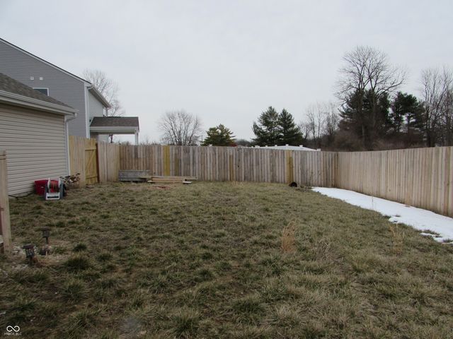 627 Derek Lane, Trafalgar, IN 46181