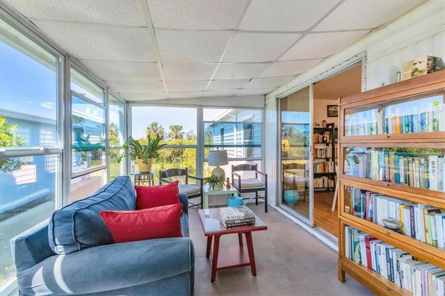 985 JOLANDA CIRCLE, Venice, FL 34285