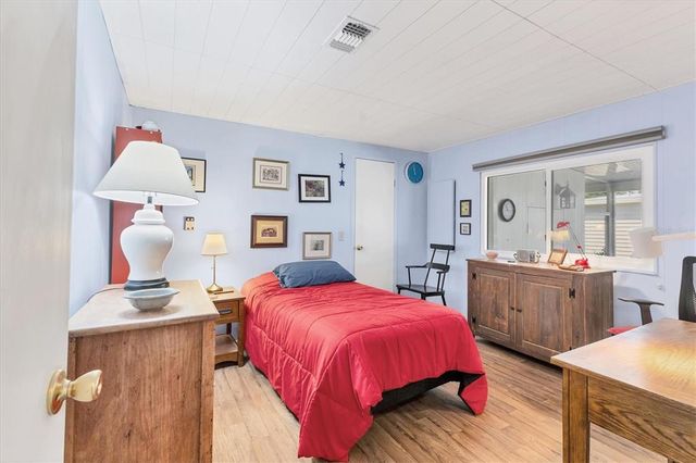 985 JOLANDA CIRCLE, Venice, FL 34285