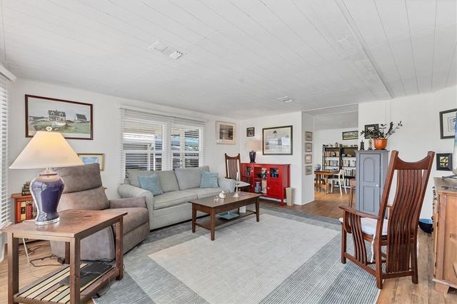 985 JOLANDA CIRCLE, Venice, FL 34285