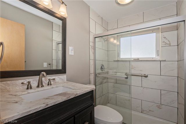 1673 Chelmsford Road, Mayfield Heights, OH 44124