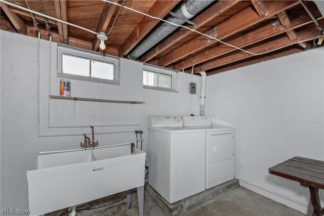 1673 Chelmsford Road, Mayfield Heights, OH 44124