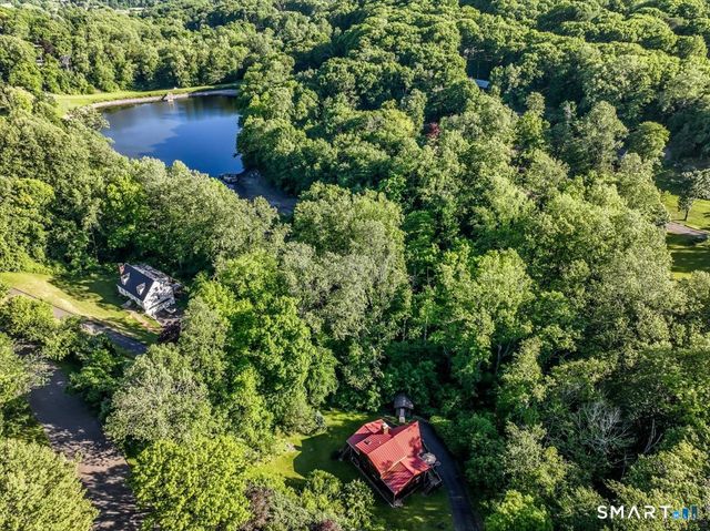 6 DogWood Park North, Danbury, CT 06811