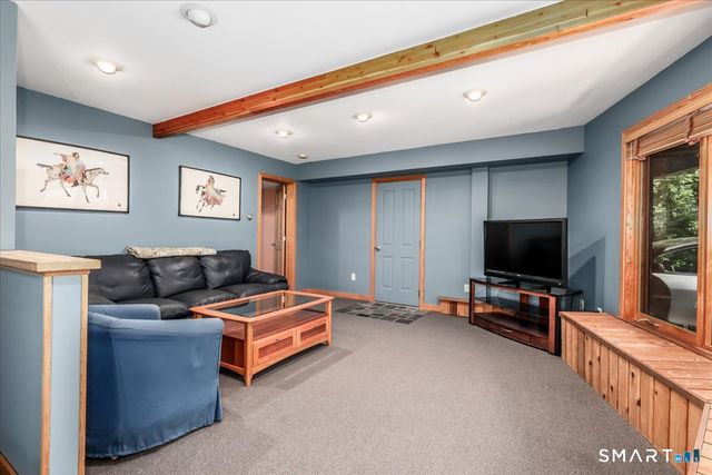 6 DogWood Park North, Danbury, CT 06811