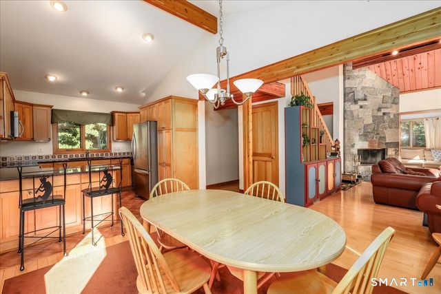 6 DogWood Park North, Danbury, CT 06811