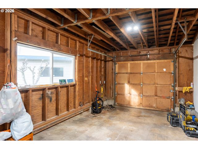 172 NORMAN Ave, Eugene, OR 97404