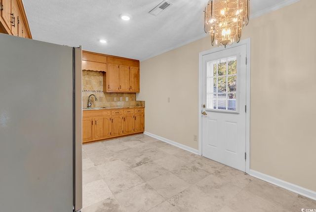 601 Lincoln Ln., Conway, SC 29526