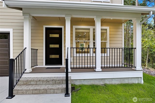 17937 E Clear Lake Boulevard, Yelm, WA 98597