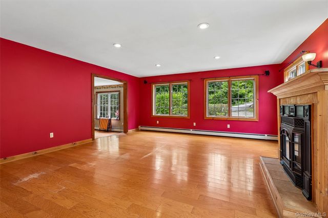307 McManus Road N, Patterson, NY 12563
