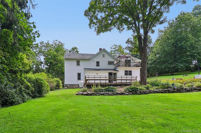307 McManus Road N, Patterson, NY 12563