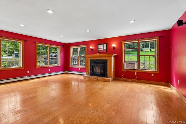 307 McManus Road N, Patterson, NY 12563