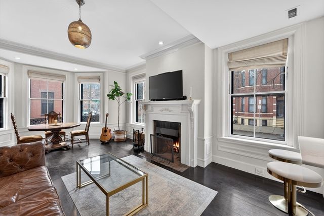 12 Hereford 2, Boston, MA 02115