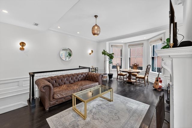 12 Hereford 2, Boston, MA 02115