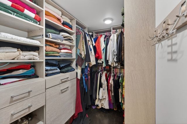 12 Hereford 2, Boston, MA 02115