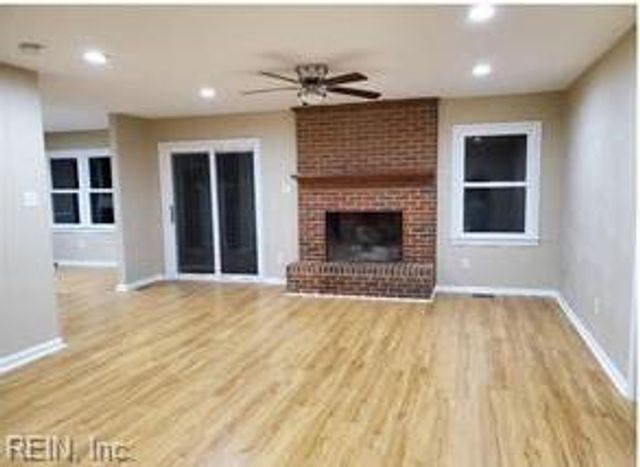 732 Norman WAY, Chesapeake, VA 23322
