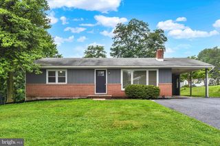 465 PLEASANTVIEW RD, New Cumberland, PA 17070