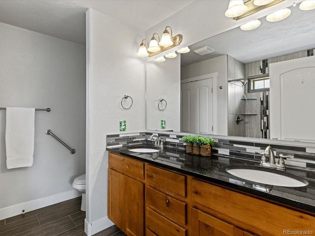 2434 Carriage Dr, Milliken, CO 80543
