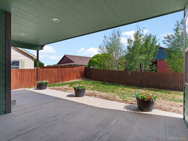 2434 Carriage Dr, Milliken, CO 80543